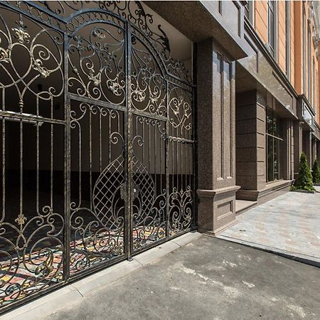 Skycity Apartments 敖德萨 外观 照片